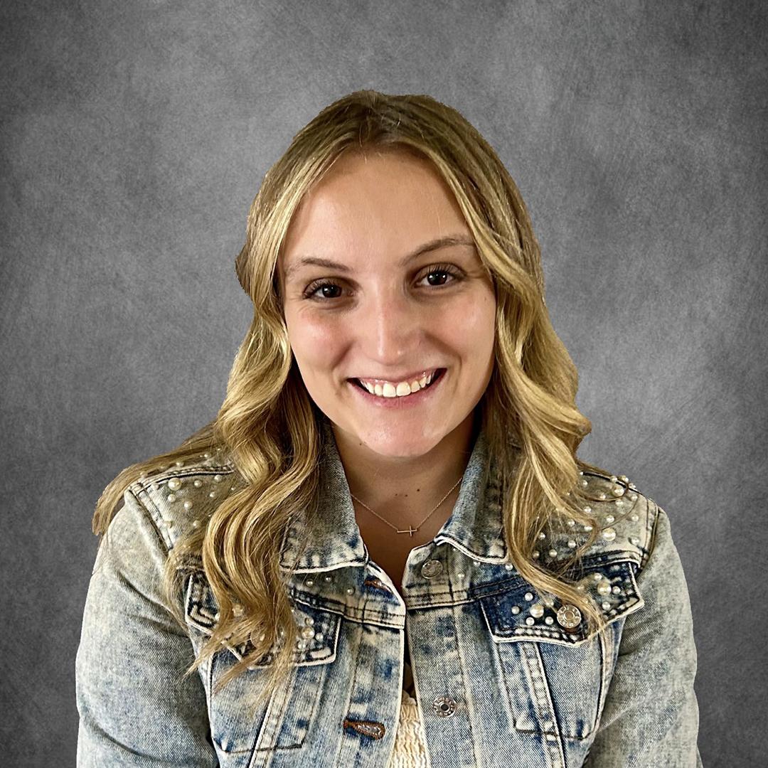 Alexis Mussen headshot