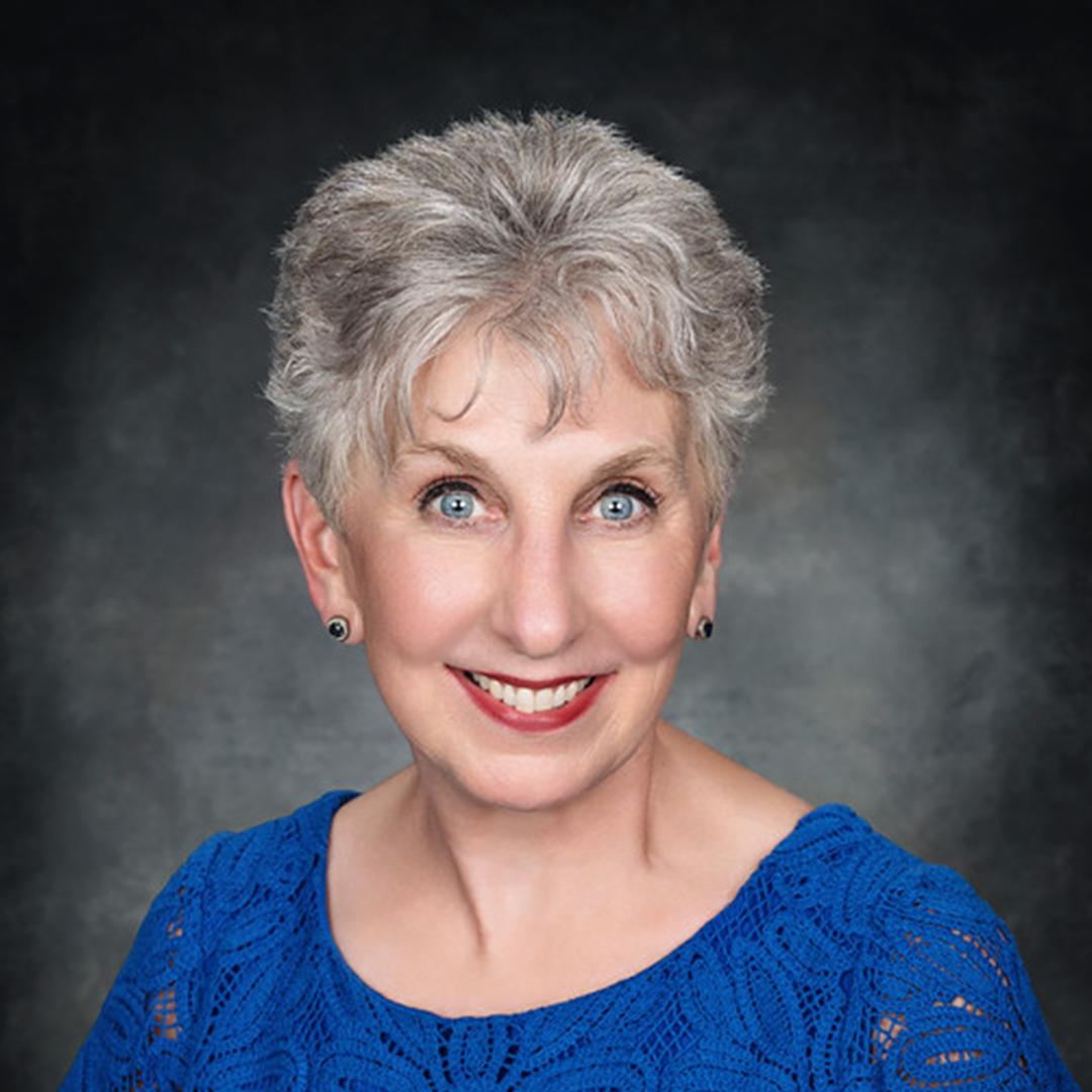 Beth Hazelton headshot