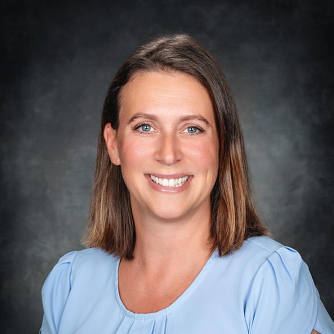 Erin Filippone headshot